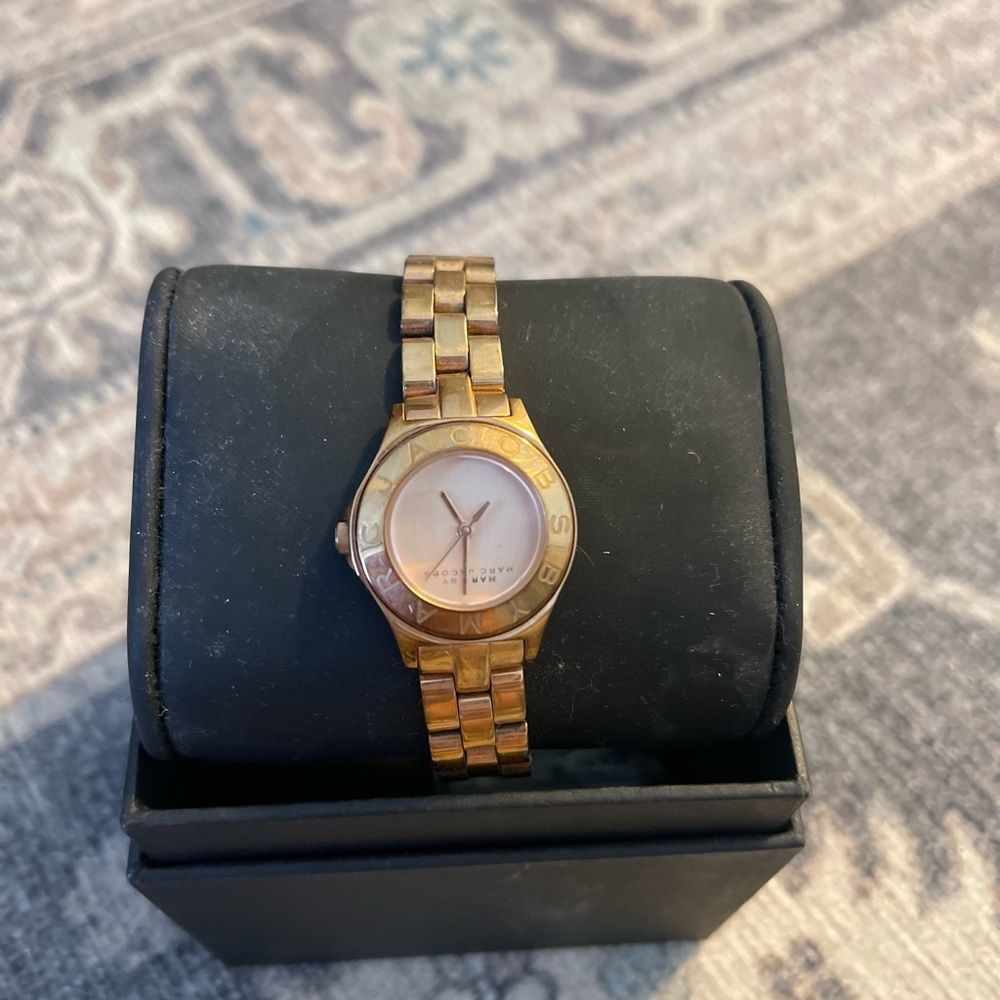 Marc Jacob gold watch